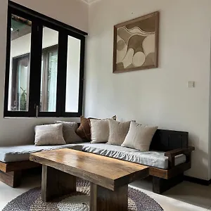 https://artemis-villa.hotelsseminyak.net