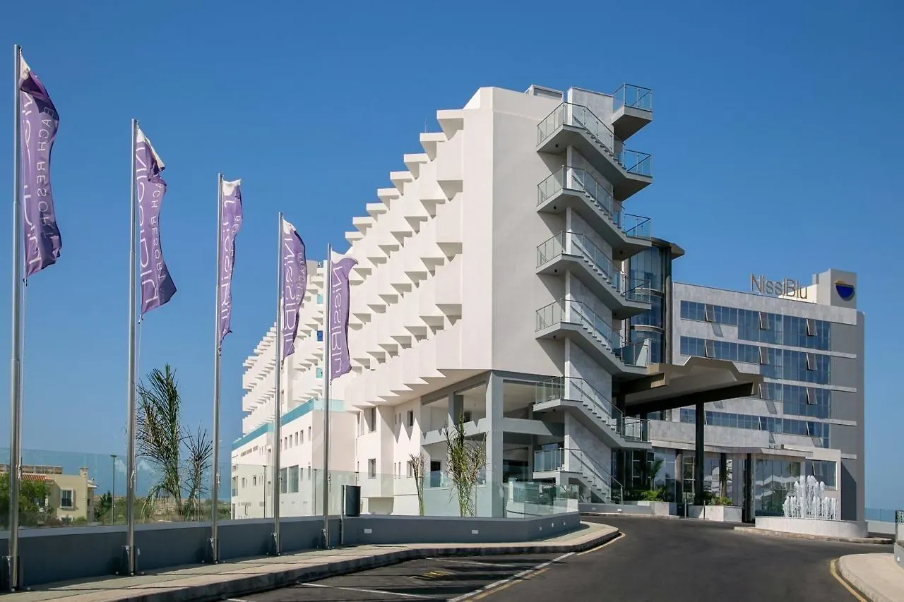 Nissiblu Beach Resort Ayia Napa 5*,