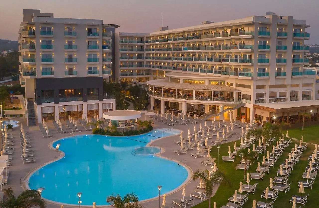 Nissiblu Beach Resort Ayia Napa 5*,  Kypr